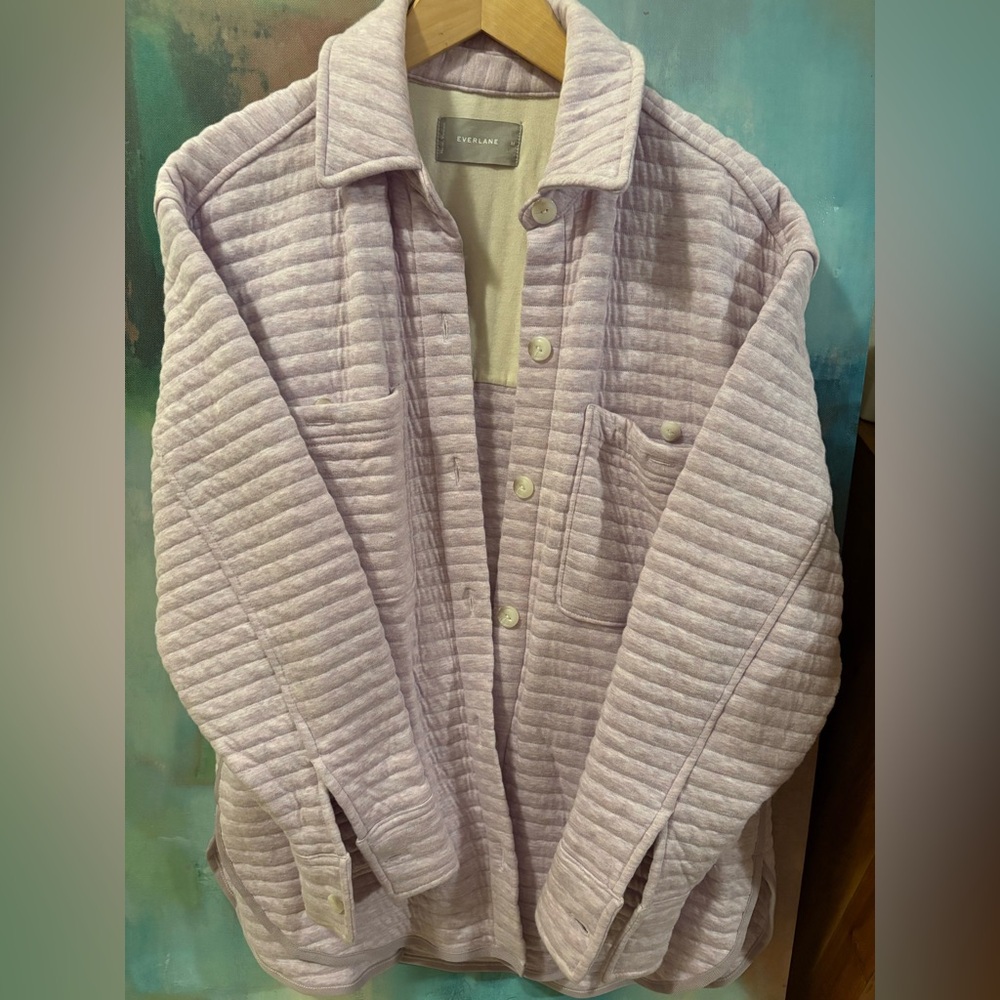 Everlane lavender jacket.Good condition except for one missing button (pictured)